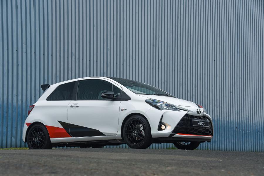  Toyota Yaris GRMN 2018 года  (ZA) (фото 22 из 40)